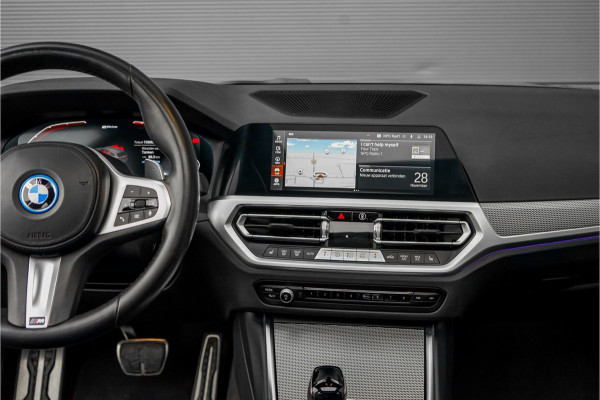 BMW 3 Serie Touring 320e M-Sport Dravitgrau Pano Leder Trekhaak 19"