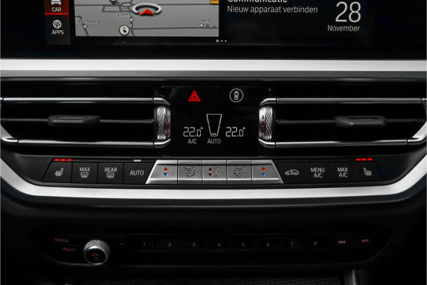 BMW 3 Serie Touring 320e M-Sport Dravitgrau Pano Leder Trekhaak 19"