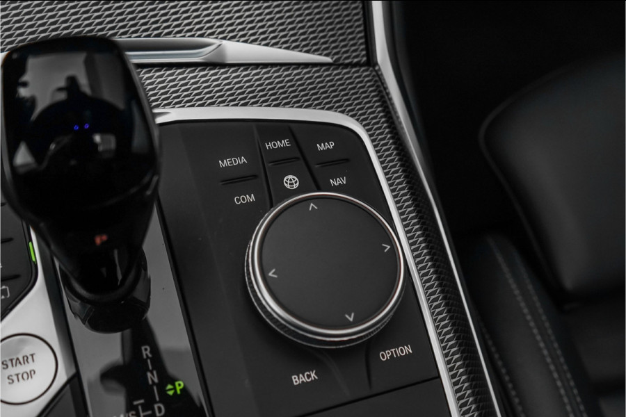 BMW 3 Serie Touring 320e M-Sport Dravitgrau Pano Leder Trekhaak 19"