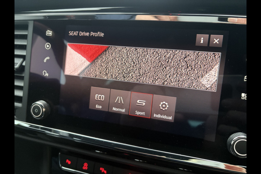 Seat Ateca 1.5 TSi DSG FR Business Intense CAMERA/KEYLESS/CARPLAY/PDC/TREKH.WEGKLAPBAAR