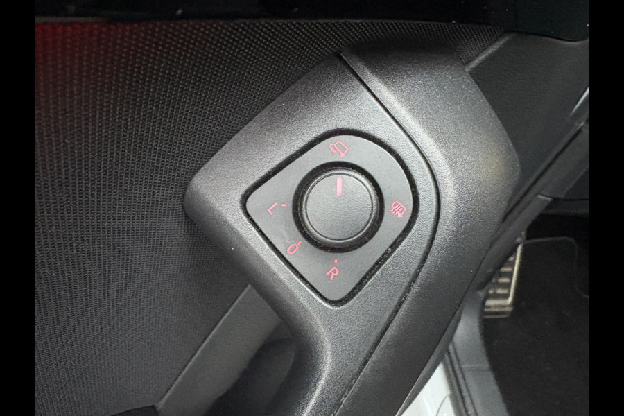 Seat Ateca 1.5 TSi DSG FR Business Intense CAMERA/KEYLESS/CARPLAY/PDC/TREKH.WEGKLAPBAAR