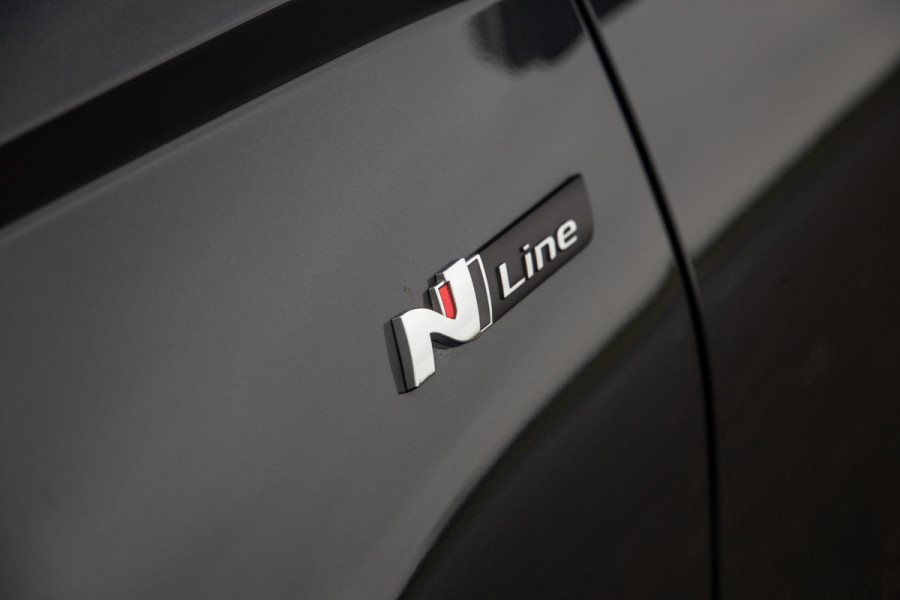 Hyundai Tucson 1.6 T-GDI HEV N Line Sky AUTOMAAT / STOEL VERWARMING + KOELING / PANO / CAMERA