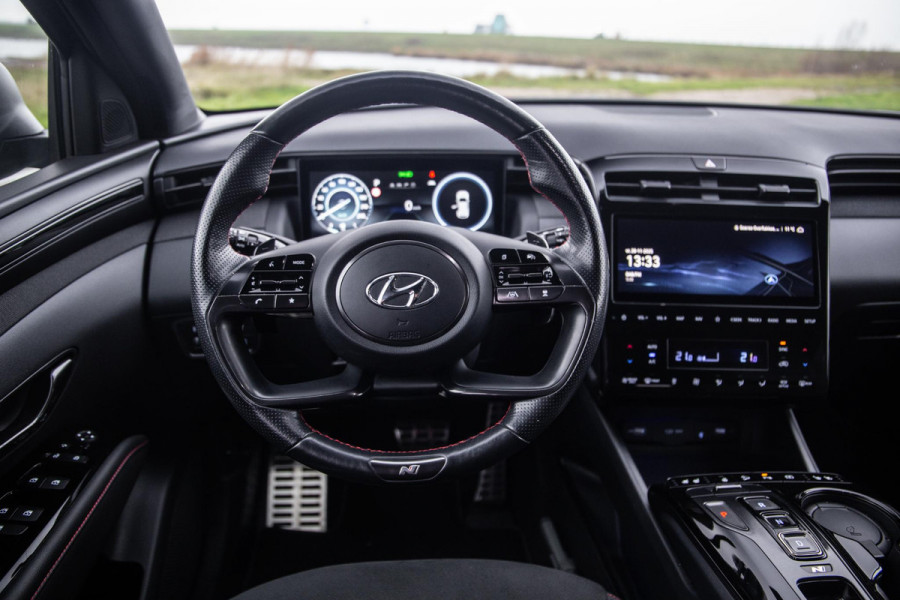 Hyundai Tucson 1.6 T-GDI HEV N Line Sky AUTOMAAT / STOEL VERWARMING + KOELING / PANO / CAMERA