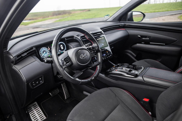 Hyundai Tucson 1.6 T-GDI HEV N Line Sky AUTOMAAT / STOEL VERWARMING + KOELING / PANO / CAMERA