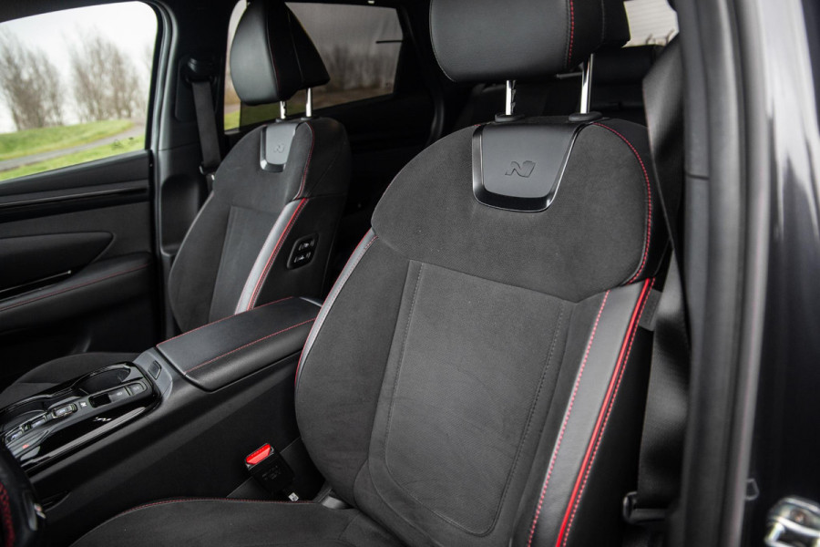 Hyundai Tucson 1.6 T-GDI HEV N Line Sky AUTOMAAT / STOEL VERWARMING + KOELING / PANO / CAMERA