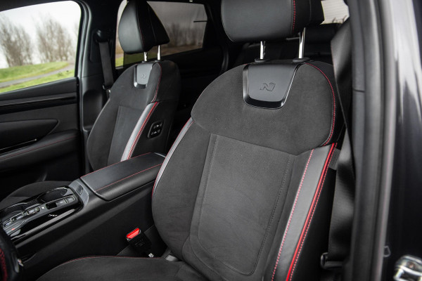 Hyundai Tucson 1.6 T-GDI HEV N Line Sky AUTOMAAT / STOEL VERWARMING + KOELING / PANO / CAMERA