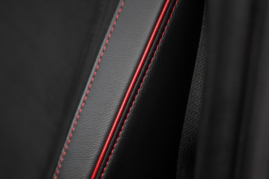 Hyundai Tucson 1.6 T-GDI HEV N Line Sky AUTOMAAT / STOEL VERWARMING + KOELING / PANO / CAMERA