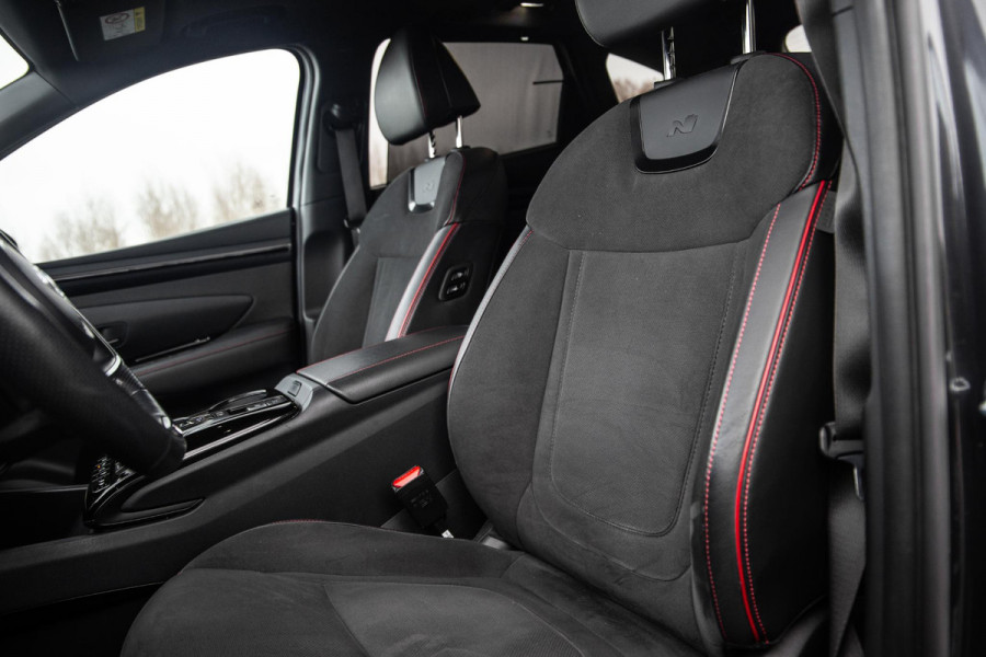 Hyundai Tucson 1.6 T-GDI HEV N Line Sky AUTOMAAT / STOEL VERWARMING + KOELING / PANO / CAMERA