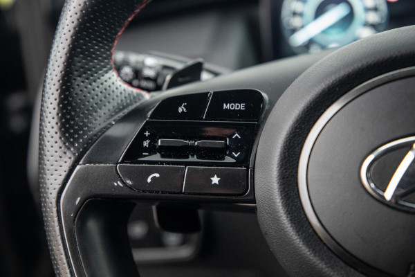 Hyundai Tucson 1.6 T-GDI HEV N Line Sky AUTOMAAT / STOEL VERWARMING + KOELING / PANO / CAMERA