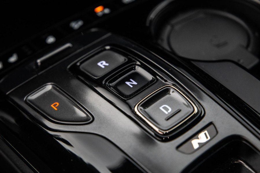 Hyundai Tucson 1.6 T-GDI HEV N Line Sky AUTOMAAT / STOEL VERWARMING + KOELING / PANO / CAMERA