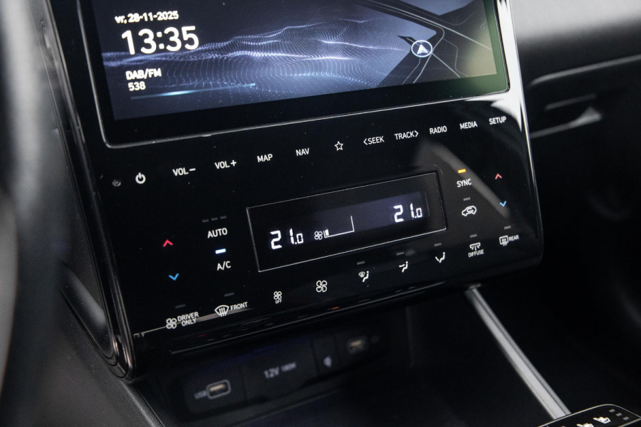 Hyundai Tucson 1.6 T-GDI HEV N Line Sky AUTOMAAT / STOEL VERWARMING + KOELING / PANO / CAMERA