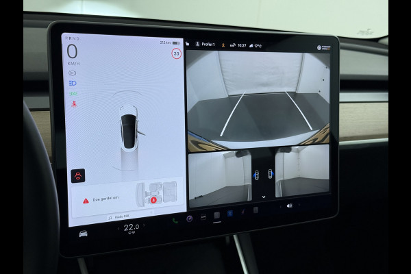 Tesla Model 3 RWD SR+ 325PK Lmv 18" AutoPilot FSD Leder Panoramadak Adaptive-Cruise Camera's Elektr.-Stuur+Stoelen+Spiegels+Geheugen+Easy-Entr Navi LED Comfortstoelen ACC DAB Voorverwarmen interieur via App Keyless One-Pedal-Drive SOH 86% Origineel Nederlandse auto tot 11kw laden thuis! 1.584kg licht!