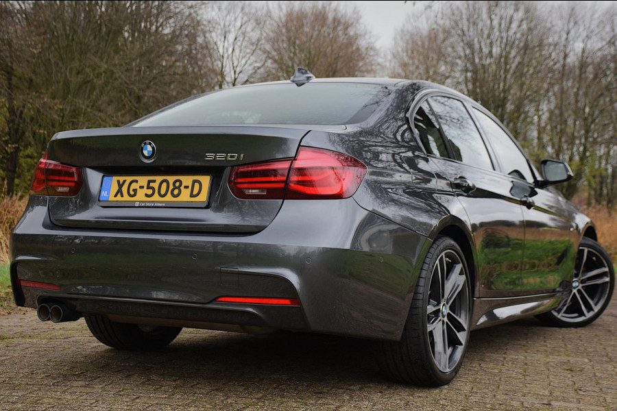 BMW 3-serie 320i M Sport Edition*Dak*Keyless*Digi dash*Head-up*Camera*Enz enz