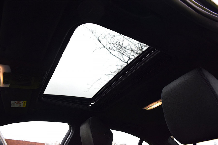 BMW 3-serie 320i M Sport Edition*Dak*Keyless*Digi dash*Head-up*Camera*Enz enz