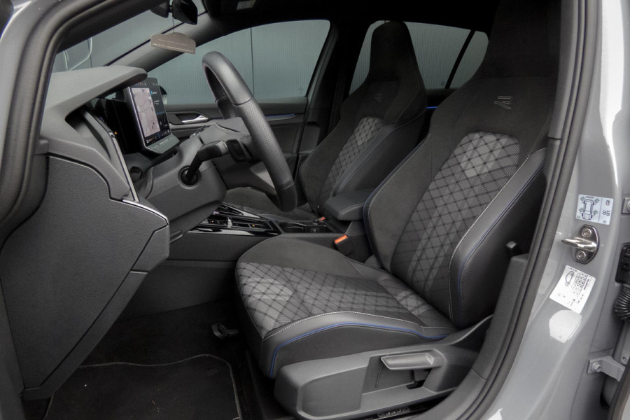 Volkswagen Golf 1.5 eTSI R-Line Edition | PANORAMADAK | IQ LIGHT | ACC | HEAD UP | HARMAN & KARDON