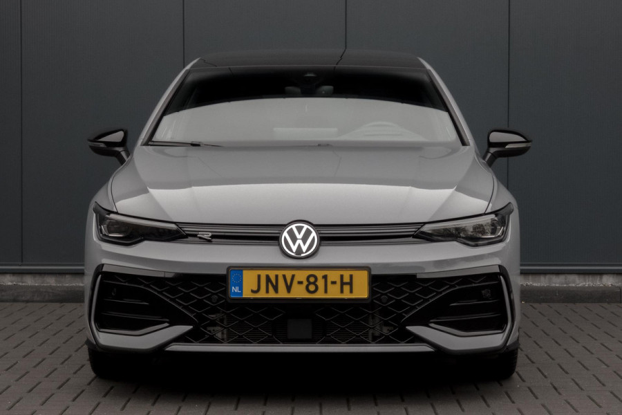 Volkswagen Golf 1.5 eTSI R-Line Edition | PANORAMADAK | IQ LIGHT | ACC | HEAD UP | HARMAN & KARDON