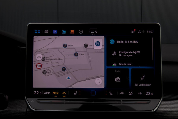 Volkswagen Golf 1.5 eTSI R-Line Edition | PANORAMADAK | IQ LIGHT | ACC | HEAD UP | HARMAN & KARDON
