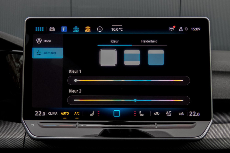 Volkswagen Golf 1.5 eTSI R-Line Edition | PANORAMADAK | IQ LIGHT | ACC | HEAD UP | HARMAN & KARDON