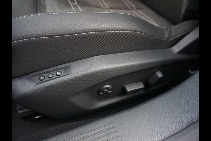 Opel Astra 1.2 Turbo Hybrid Ultimate Schuif / Kanteldak