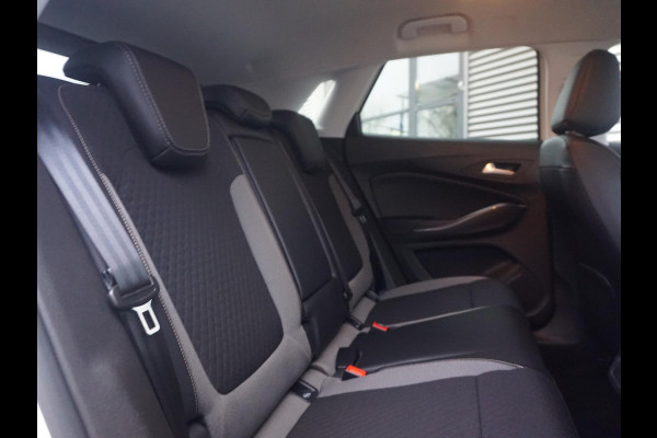 Opel Grandland X 1.2 Turbo Business Executive Trekhaak