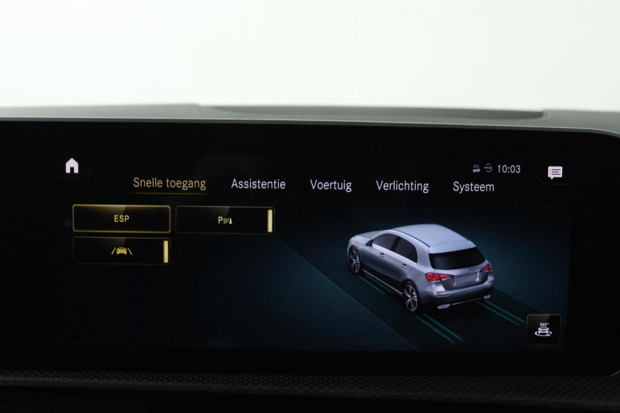 Mercedes-Benz A-Klasse 200 Launch Edition Premium Plus (PANORAMADAK, STOELVERWARMING, SFEERVERLICHTING, ACHTERUITRIJCAMERA)