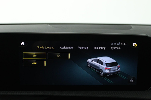Mercedes-Benz A-Klasse 250 e Business Solution AMG Limited (PANORAMADAK, TREKHAAK, SFEERVERLICHTING, STOELVERWARMING, CAMERA)
