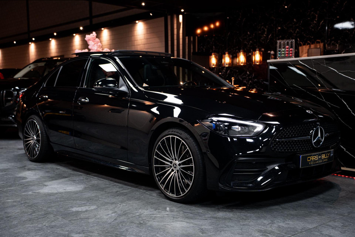 Mercedes-Benz C-Klasse 300e AMGLINE|PANO|HEADUP|GARANTIE