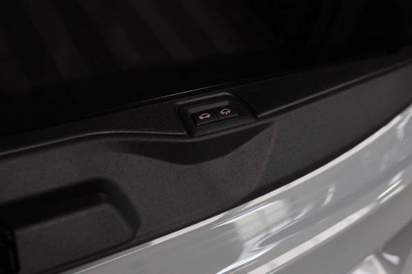 BMW X5 XDrive50e M-Sport *Sky-Lounge*B&W*M-Stoelen*Soft-Close*Trekhaak*