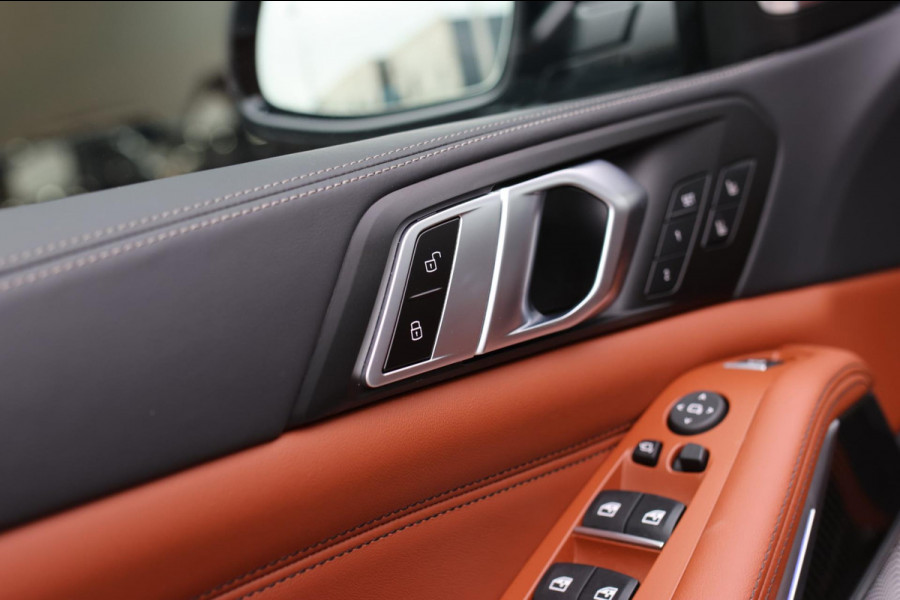 BMW X5 XDrive50e M-Sport *Sky-Lounge*B&W*M-Stoelen*Soft-Close*Trekhaak*