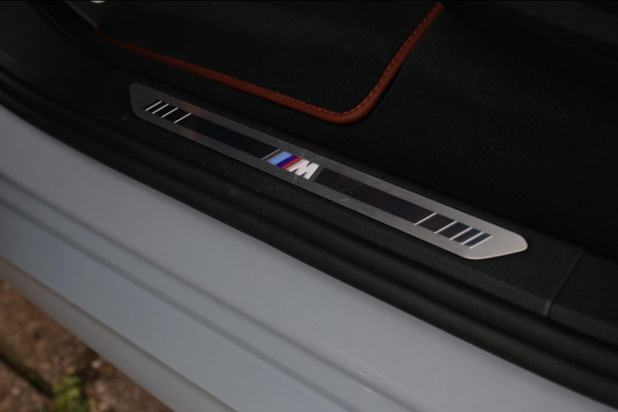 BMW X5 XDrive50e M-Sport *Sky-Lounge*B&W*M-Stoelen*Soft-Close*Trekhaak*