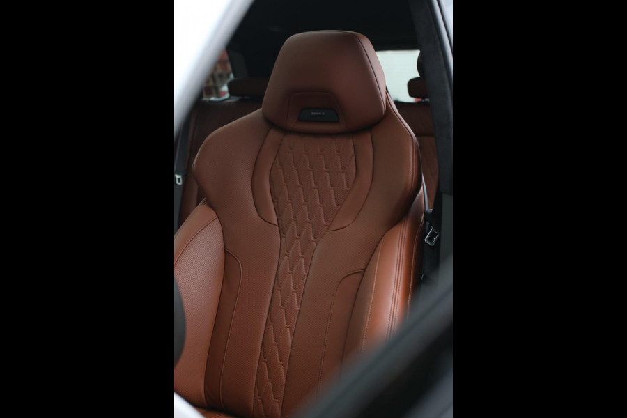 BMW X5 XDrive50e M-Sport *Sky-Lounge*B&W*M-Stoelen*Soft-Close*Trekhaak*
