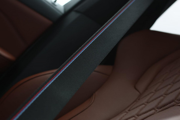 BMW X5 XDrive50e M-Sport *Sky-Lounge*B&W*M-Stoelen*Soft-Close*Trekhaak*