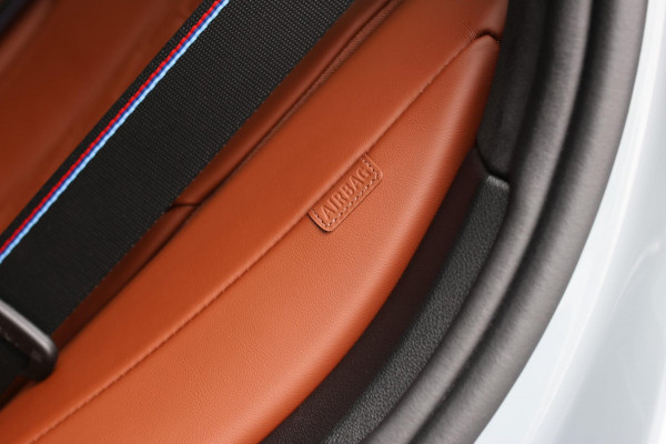 BMW X5 XDrive50e M-Sport *Sky-Lounge*B&W*M-Stoelen*Soft-Close*Trekhaak*