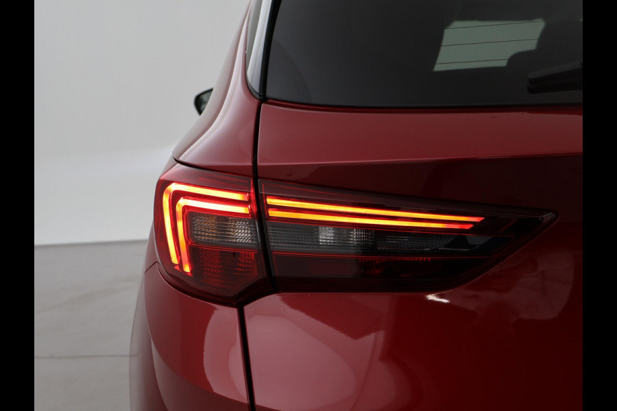 Opel Grandland 1.6 TURBO PLUG-IN 224 PK ULTIMATE + TREKHAAK | ADAPTIVE CRUISE | STUUR/STOELVERW. | LED