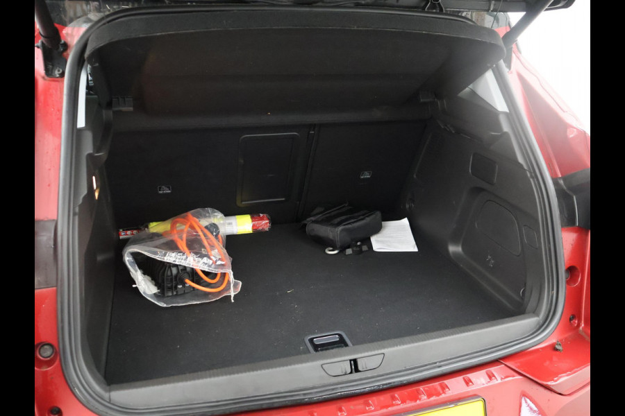 Opel Grandland 1.6 TURBO PLUG-IN 224 PK ULTIMATE + TREKHAAK | ADAPTIVE CRUISE | STUUR/STOELVERW. | LED