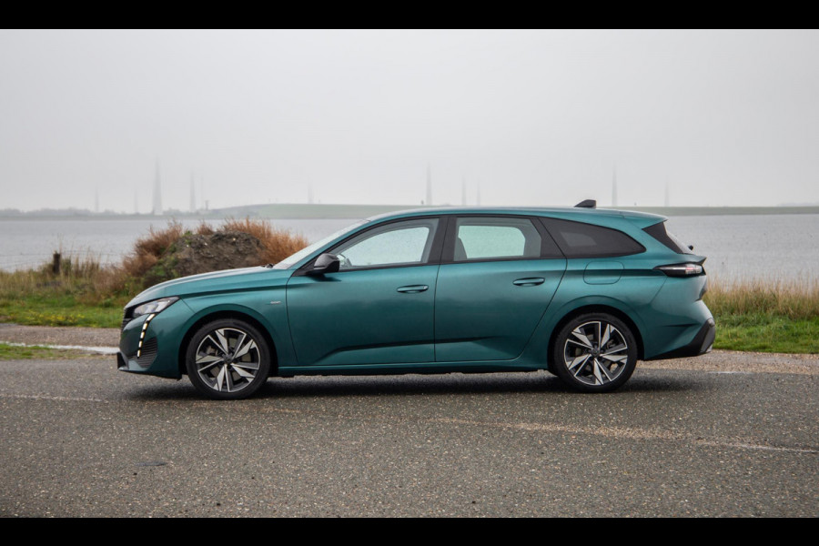 Peugeot 308 SW 1.6 HYbrid 180 Allure Pack Business AIRCO / CRUISE CONTROLE / CARPLAY / PLUG IN HYBRID / STOELVERWARMING