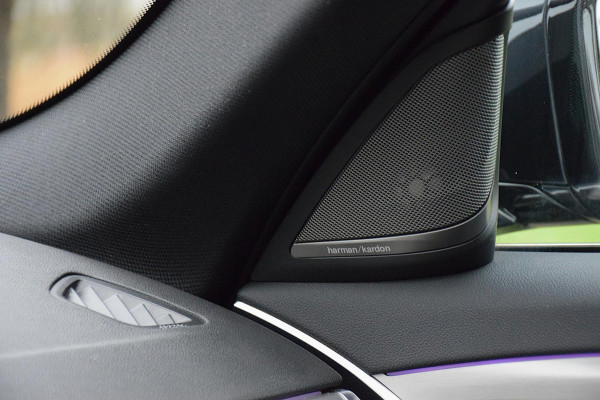 BMW 5 Serie Touring 520i*M-Pakket*Pano*Head-up*H&K*20"Inch*1e eig*Nl Auto*