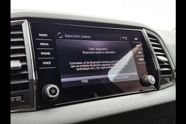 Škoda Karoq 1.5 TSI ACT Sportline Business Automaat (NAVIGATIE, STOELVERWARMING, PARKEERSENSOREN, GOED ONDERHOUDEN)
