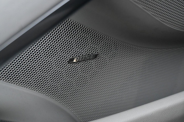 Porsche 911 3.0 Targa 4 GTS PDK Krijt SportChrono BOSE PDLS CAM '19