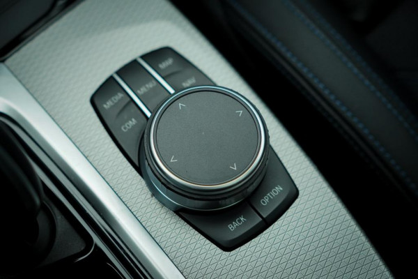 BMW X4 xDrive30i High Executive M-Sport / Pano / Harman Kardon / Trekhaak