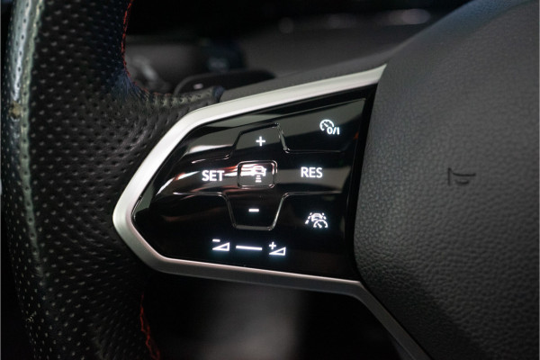 Volkswagen Golf 2.0 TSI GTI Clubsport 301 PK | IQ | Pano | Sfeer | Harman | Leder | BOMVOL! 12 MND Garantie