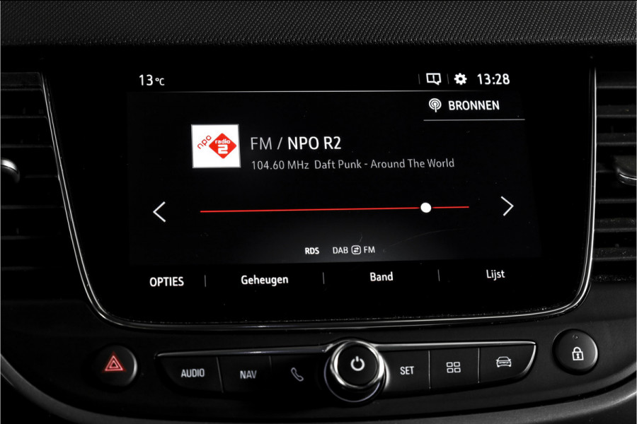 Opel Crossland 1.2 Turbo Elegance 110 PK Orig. NL | Cruise | PDC | PDC | Camera | NAV + App. Connect | ECC | Trekhaak | DAB | LM 16" |