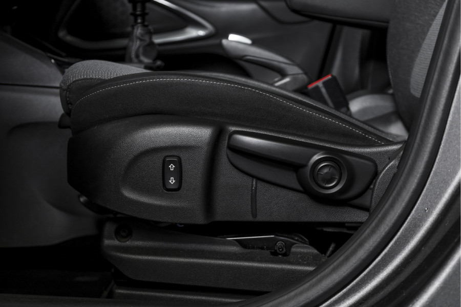 Opel Crossland 1.2 Turbo Elegance 110 PK Orig. NL | Cruise | PDC | PDC | Camera | NAV + App. Connect | ECC | Trekhaak | DAB | LM 16" |