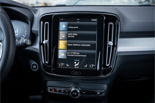 Volvo XC40 1.5 T4 Recharge Core ** Camera ** Stoelverwarming ** Winter-line