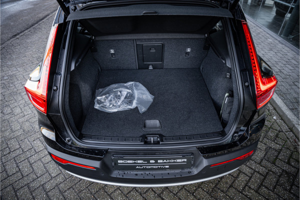 Volvo XC40 1.5 T4 Recharge Core ** Camera ** Stoelverwarming ** Winter-line