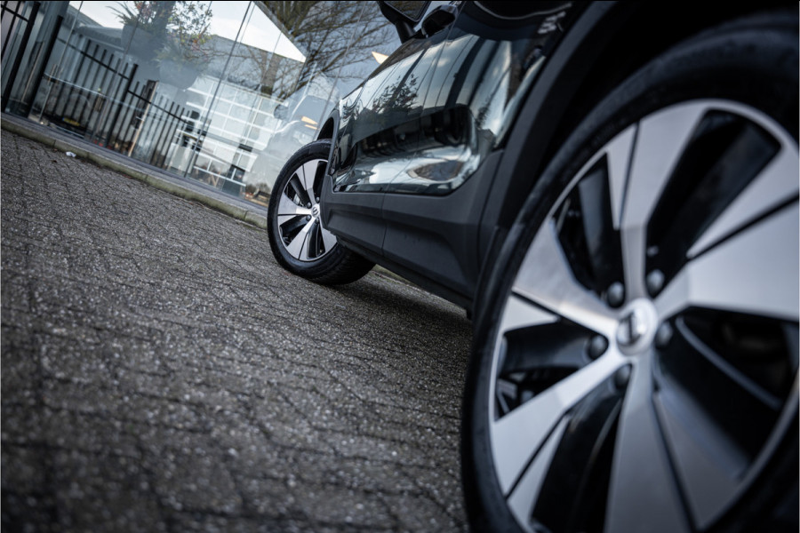 Volvo XC40 1.5 T4 Recharge Core ** Camera ** Stoelverwarming ** Winter-line