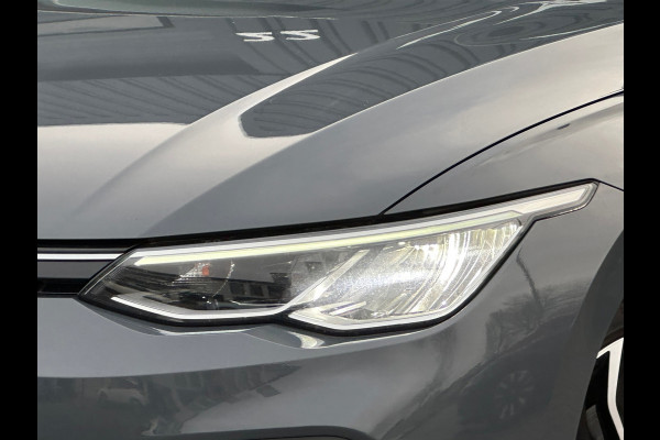 Volkswagen Golf 1.5 TSI Life Pano/ Navi / Sfeer