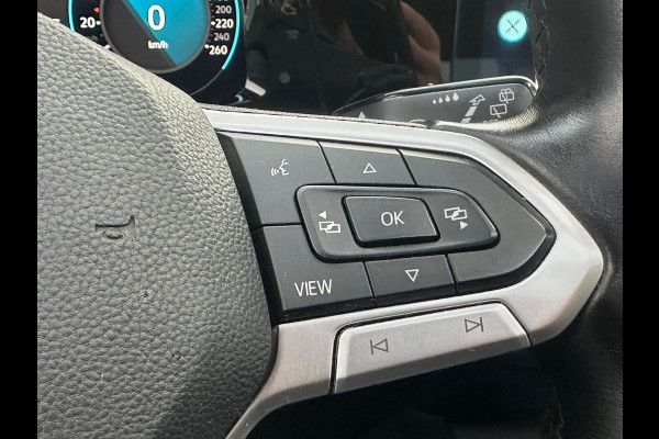 Volkswagen Golf 1.5 TSI Life Pano/ Navi / Sfeer