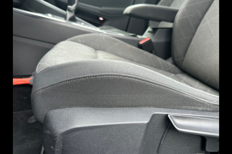 Volkswagen Golf 1.5 TSI Life Pano/ Navi / Sfeer