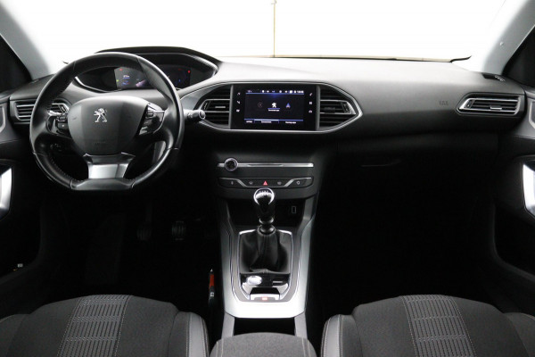 Peugeot 308 SW 1.2 *130PK*ECC*ACC*CAM*NAVI*HAAK*CARPLAY*